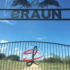 Meet your Posher, Austin